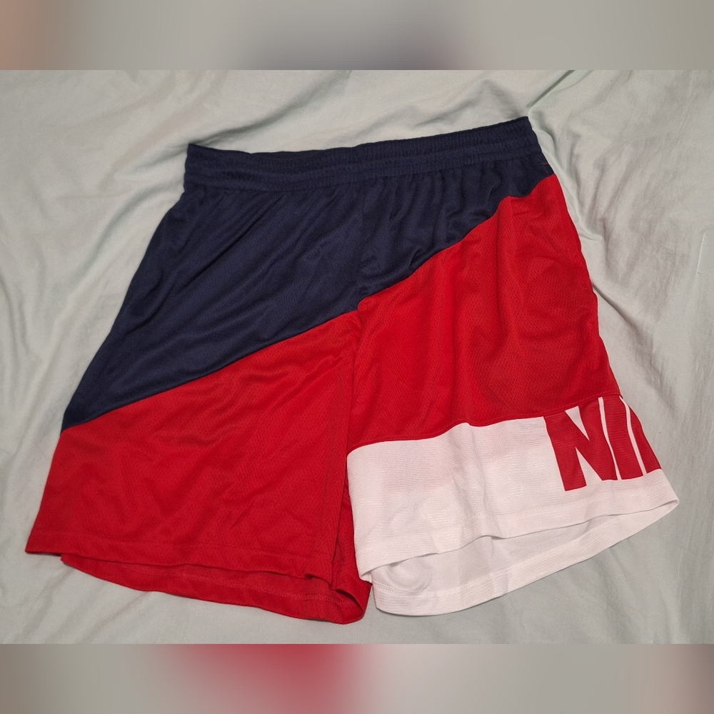 NWOT Nike Starting 5 Basketball Shorts